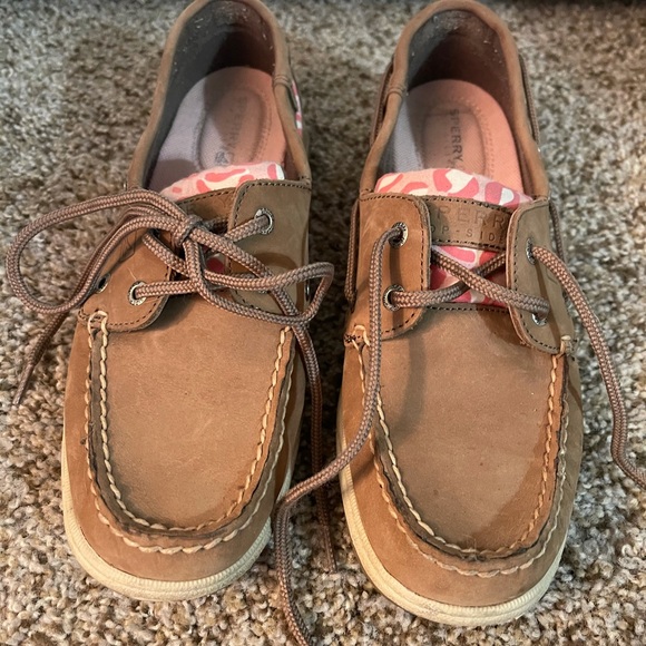 Sperry Women’s slip on shoes - Picture 2 of 5